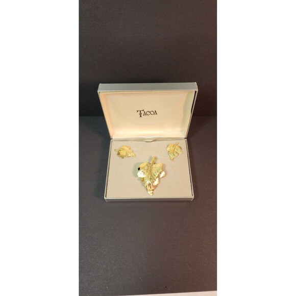 Vintage Tacoa Leaf Earrings And Brooch Set Gold Tone In Original Box Beautiful - Picture 11 of 13